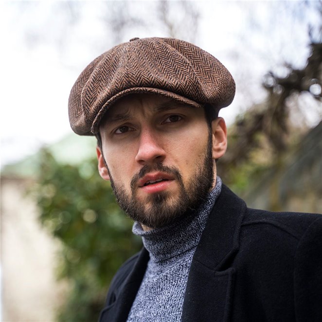 Peaky Cap - made of genuine Harris Tweed with sewn down visor